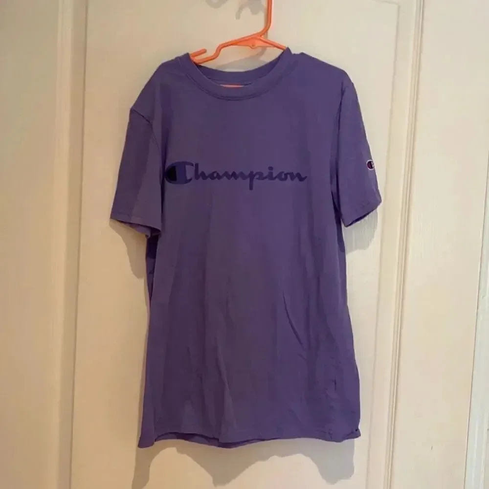 Champion tee L purple!